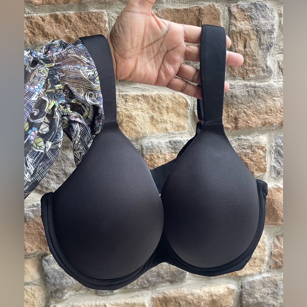 Dreamfit Women's Black Bra size 42 DDD NEW